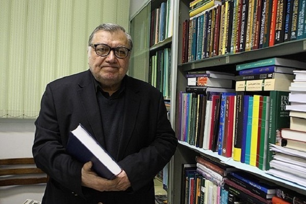 ارسال// برداشت‌های نادرست از علم دینی در کشور وجود دارد/ بازگشت دنیای غرب به سمت علم دینی / خوانده شد