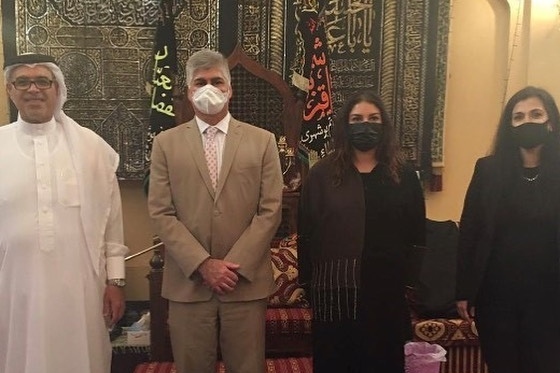 خشم بحرینی‌ها از حضور هیئت آمریکایی در حسینیه شیعیان