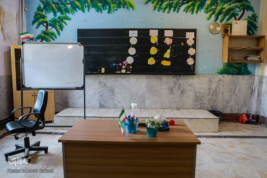 استفاده از آموزش تلفیقی برای جبران عقب&zwnj;ماندگی تحصیلی دانش&zwnj;آموزان/ دورنمای روشنی برای آموزش وجود ندارد/ خزان وعده&zwnj;های هیجانی آموزش&zwnj;وپرورش رسید