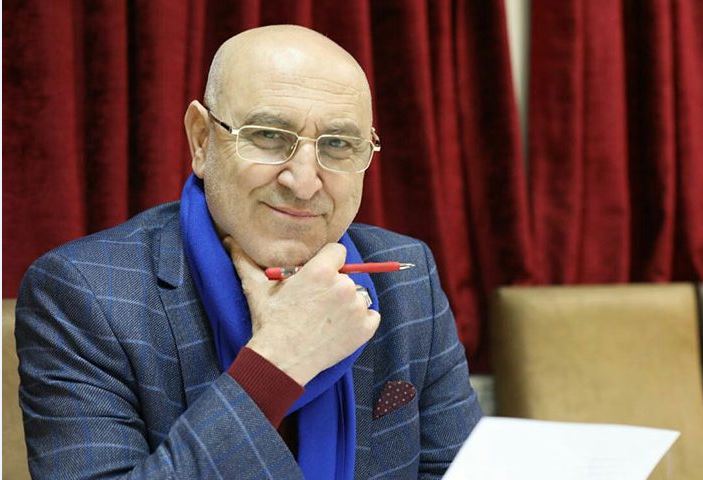 نویسنده&zwnj;ای با روحیه جمع&zwnj;گرایی