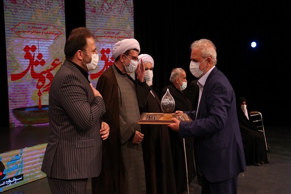 &laquo;پرده عشاق&raquo;؛ تکریم افرادی که ابتدا به ساخت و تزکیه نفس خود پرداختند