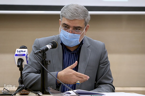 مجلس تا کنون چه کاری برای قرآن انجام داده است / چند سوال با موضوع قرآنی از وزرا شده است / حفظ قرآن در کشور متولی دارد