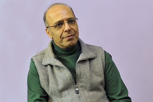 هجری: &laquo;بازیگر پنجم&raquo; داستانی برگرفته از خط&zwnj;مشی امام حسن(ع)/ شرایط امروز را با تاریخ گره زده&zwnj;ام