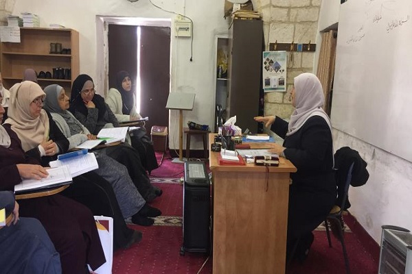 حلقه‌های قرآنی بانوان فلسطینی در مسجدالاقصی + فیلم