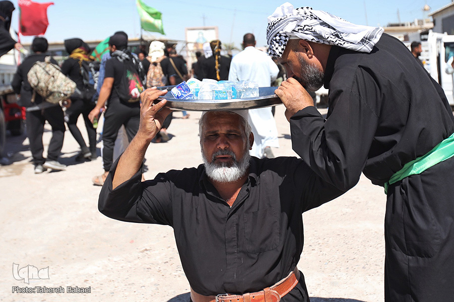 برپایی 372 موکب در ایران و عراق طی مراسم اربعین برپایی 372 موکب در ایران و عراق طی مراسم اربعین