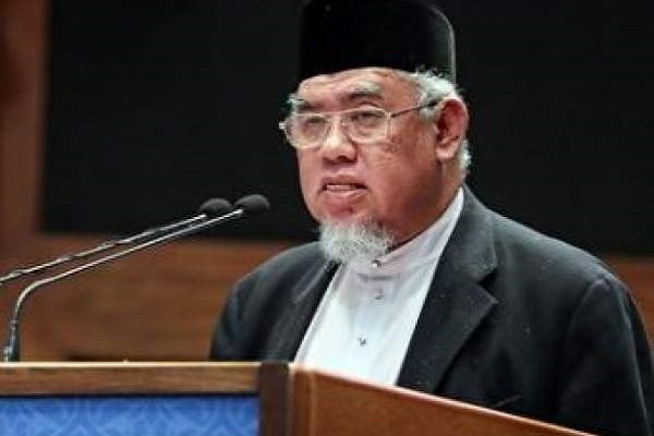 مسلمانان از اقدامات تفرقه&zwnj;آمیز دشمنان جلوگیری کنند/ گزارش خبری