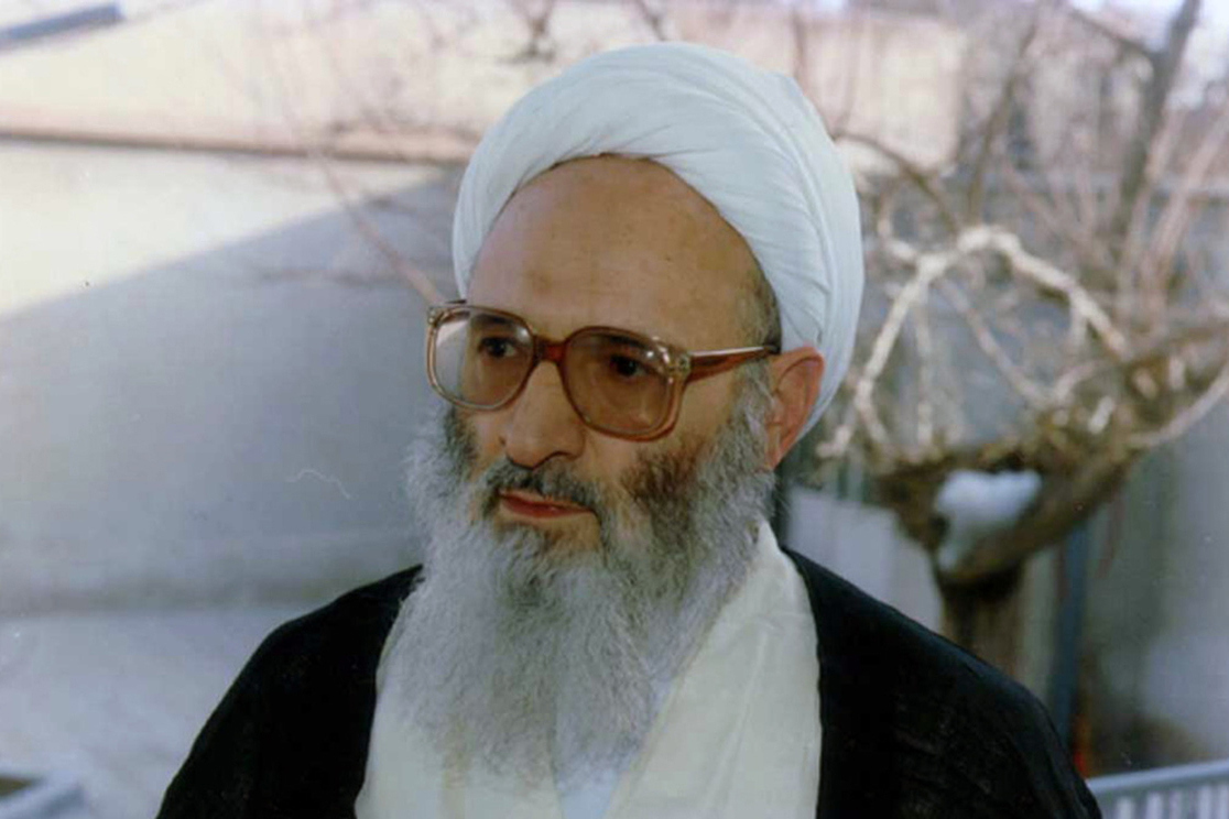 ایستاده در ملتقای علم و عمل