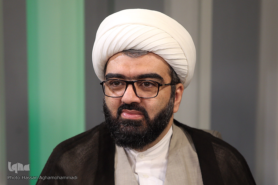 حجت الاسلام والمسلمین سعید کرمی مدیرکل فرهنگی نهاد نمایندگی مقام معظم رهبری در دانشگاه ها حجت الاسلام والمسلمین سعید کرمی مدیرکل فرهنگی نهاد نمایندگی مقام معظم رهبری در دانشگاه ها