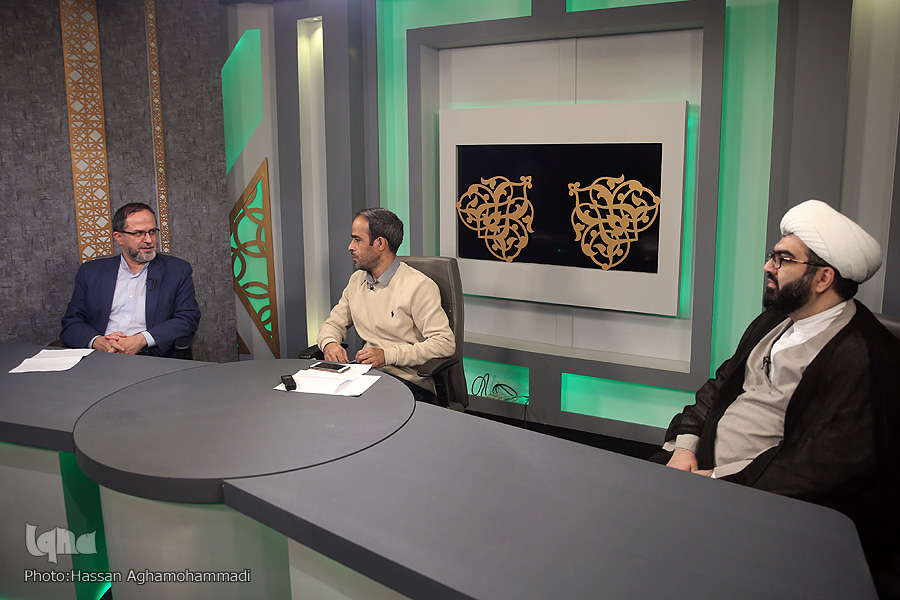 کرمی: نهضت فعالیتهای قرآنی دانشگاهیان خلاءهای موجود را برطرف میکند / جعفرپور: تناسب نداشتن ساختار قرآنی وزارت علوم با حجم برنامهها / خوانده شد کرمی: نهضت فعالیتهای قرآنی دانشگاهیان خلاءهای موجود را برطرف میکند / جعفرپور: تناسب نداشتن ساختار قرآنی وزارت علوم با حجم برنامهها / خوانده شد