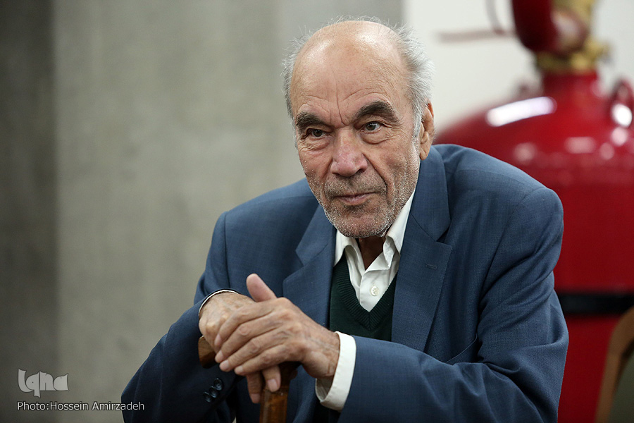 رضا داوریاردکانی