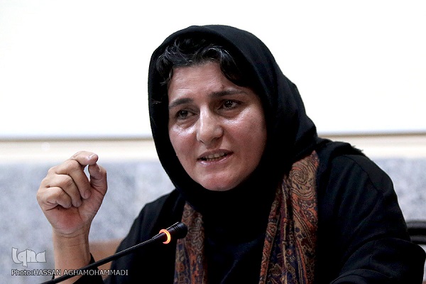 سارا شریعتی