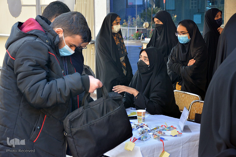 فردا کار شود/// رسالت دانشجویان که به فراموشی سپرده شد/ تعطیلی فعالیت&zwnj;های علمی و فرهنگی دانشجویی به علت شیوع ویروس کرونا/ اثرات کرونا بر روحیه و اخلاق دانشجویان/ کشورهای مقصد دانشجویان ایرانی کدام اند؟/ گوشه&zwnj;گیری؛ هدیه کووید 19 به دانشجویان/ دانشجوی مسلمان چه شاخصه&zwnj;ای دارد؟