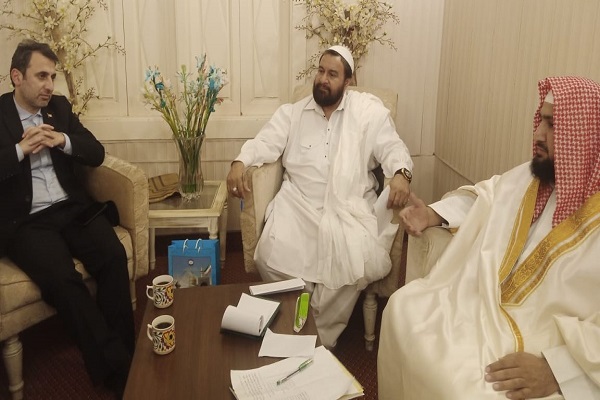 تأکید بر گسترش فعالیت‌های ایران و پاکستان در حوزه گردشگری دینی