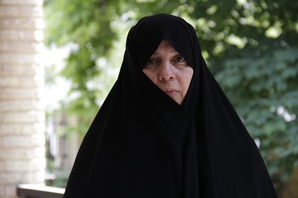 عذرا روشندل