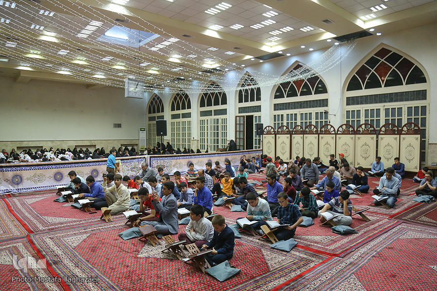 برگزاری محفل انس با قرآن بهمناسب افتتاحیه جلسه قرآن محمد رسولالله(ص)