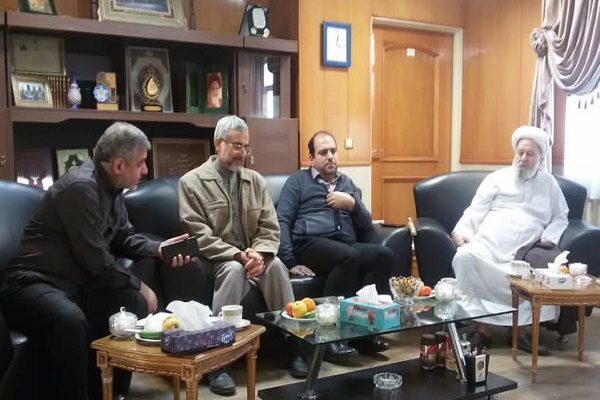 جلسه هیئت علمی مؤسسه مهد قرآن 