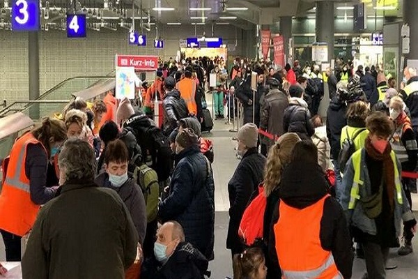 از تسلیم نشدن اوکراینی&zwnj;ها در ماریوپول تا چالش جدید پناهجویان در اروپا