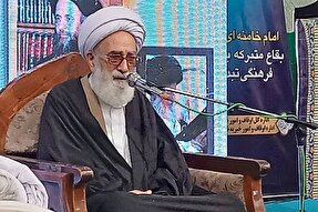 معارف الهی را با شیوه‌های مختلف به جوانان منتقل کنیم