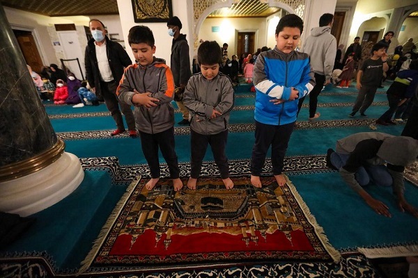 حال و هوای روز نخست ماه رمضان در سراسر جهان + عکس