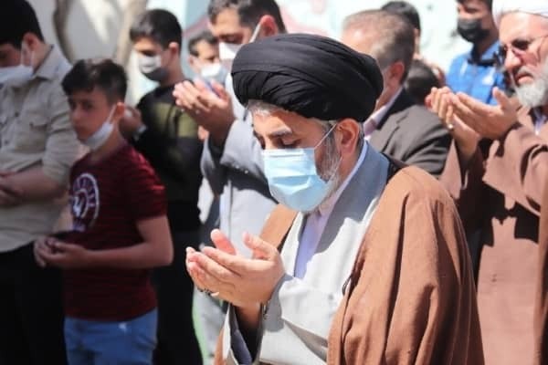 نواختن زنگ نماز دانش‌آموزی در ارومیه