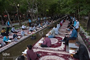 جزء‌خوانی قرآن در گذر فرهنگی چهار باغ عباسی