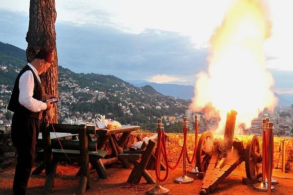 توپ افطار و سحوری در بالکان + فیلم توپ افطار و سحوری در بالکان + فیلم