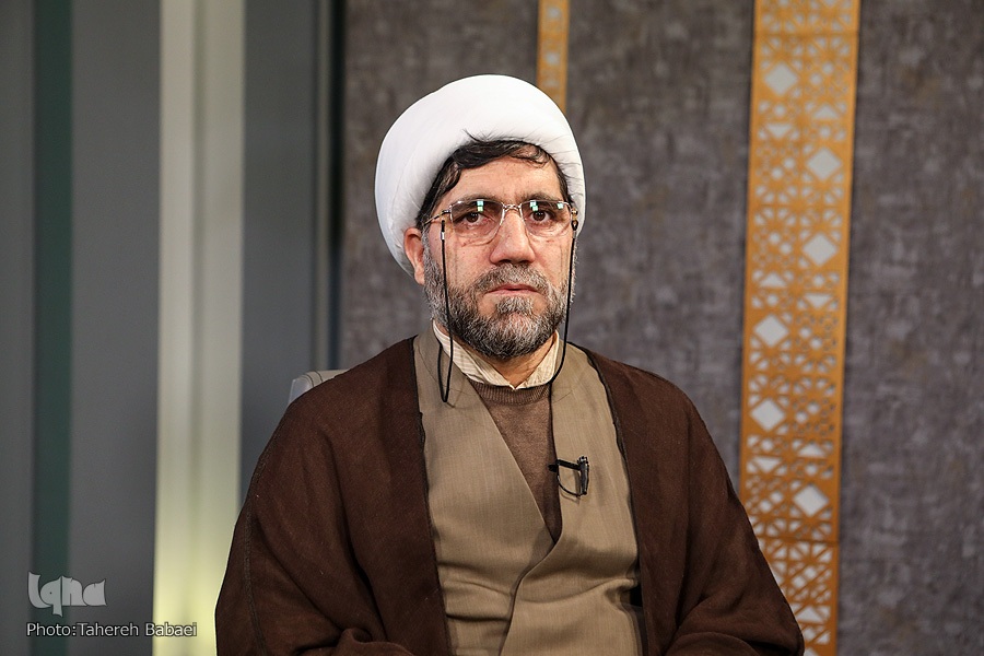 حجت الاسلام میرزایی عضو هیئت علمی جامعة المصطفی