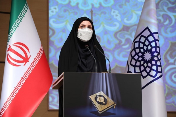 برگزاری شب قرآن در دانشگاه علوم پزشکی شهید بهشتی / تجلیل از رتبه‌آوران جشنواره قرآنی + عکس