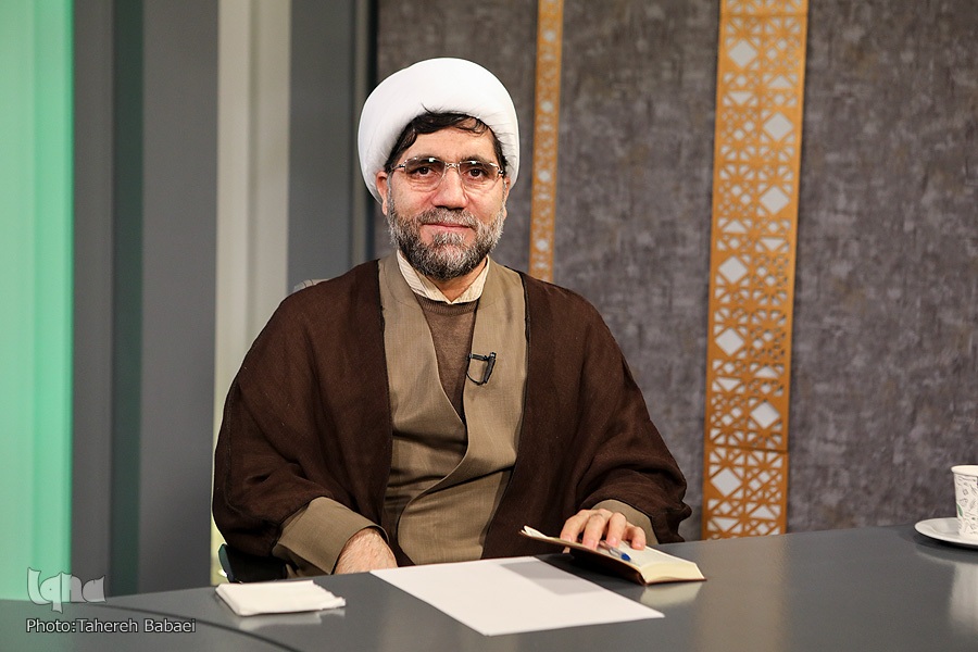 حجت الاسلام میرزایی عضو هیئت علمی المصطفی