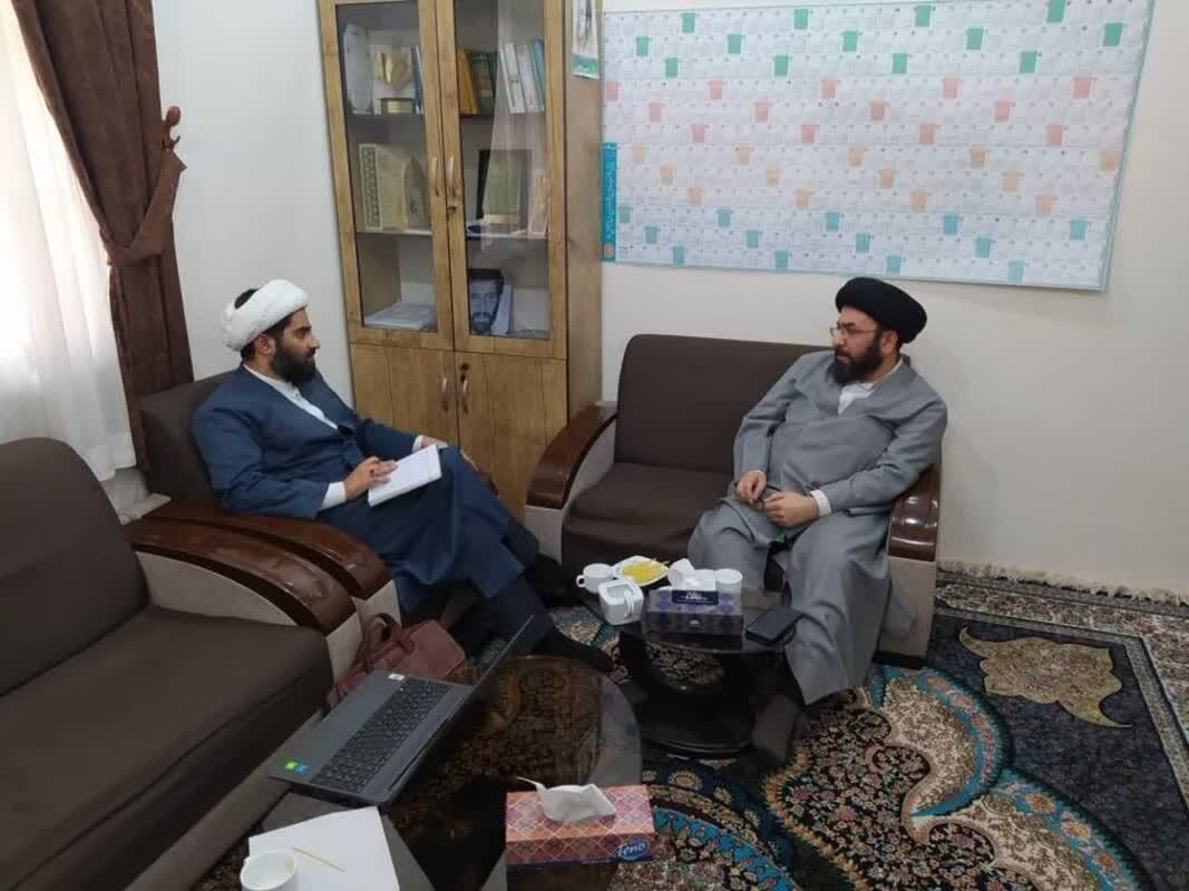 دیدار رئیس جدید سازمان دارالقرآن الکریم با تعدادی از علمای قرآنی حوزه علمیه قم