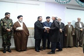 ائمه جمعه نقش مهمی در روشنگری جامعه دارند