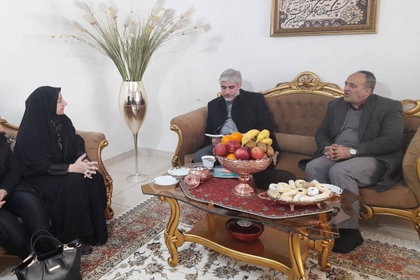 ضرورت ثبت خاطرات فداکاری‌های مردم ایلام در دفاع مقدس