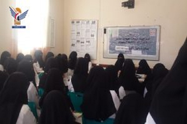 بانوان یمنی بر هوشیاری برابر جنگ نرم دشمنان غربی علیه زن مسلمان تاکید کردند/آماده