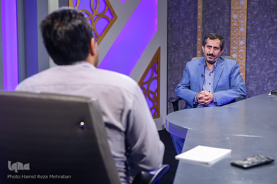 یکشنبه//روش اقناعی و استدلالی پیامبر و بزرگان دینی در برخورد با مخالفان+ فیلم