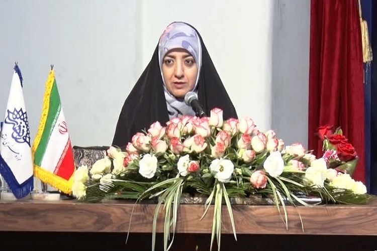 حضرت فاطمه(س) هرگز از جایگاه پیامبر(ص) دنبال امتیازگرفتن نبود