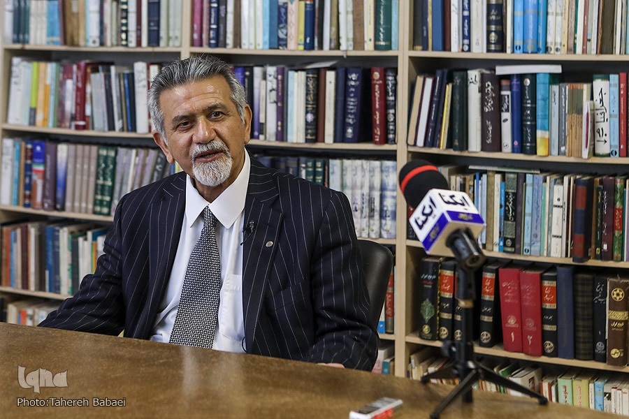 فردوسی شیعه دوازده امامی بود/ آیا حکیم طوس به تبعیض دینی باور داشت؟