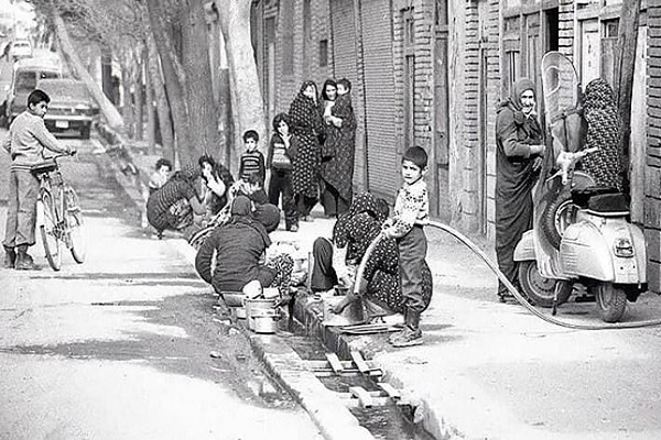 انقلاب اسلامی ایران ریشه‌ها و علل بقا از نگاه دیگران