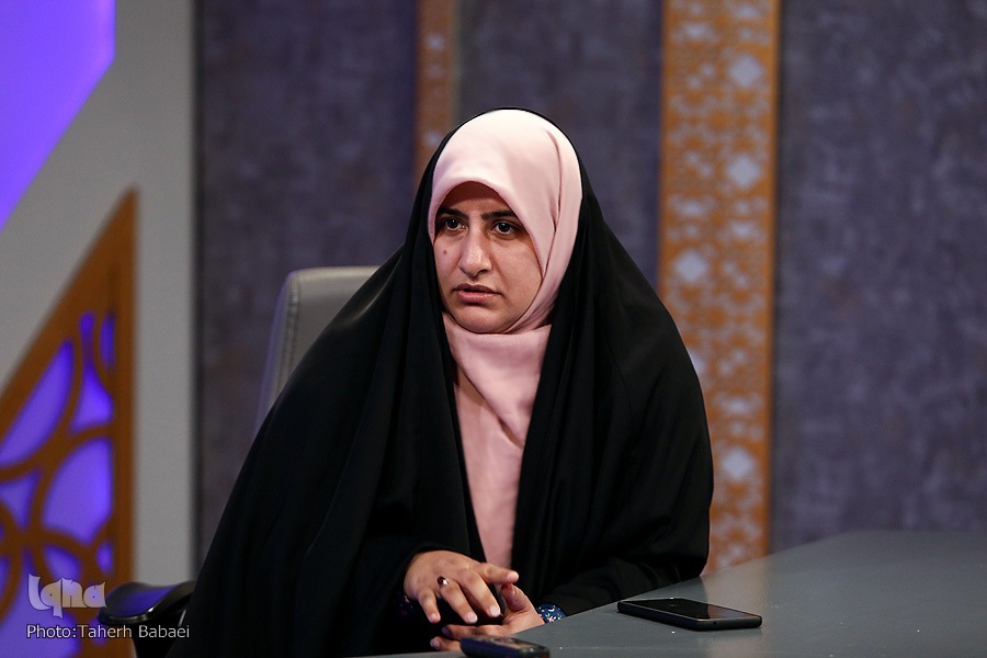 طهورا منزوی، مجمع مدارس دانشجویی قرآن و عترت دانشگاه تهران طهورا منزوی، مجمع مدارس دانشجویی قرآن و عترت دانشگاه تهران