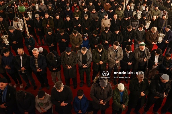 برگزاری مراسم شب معراج پیامبر اکرم (ص) در مساجد ترکیه