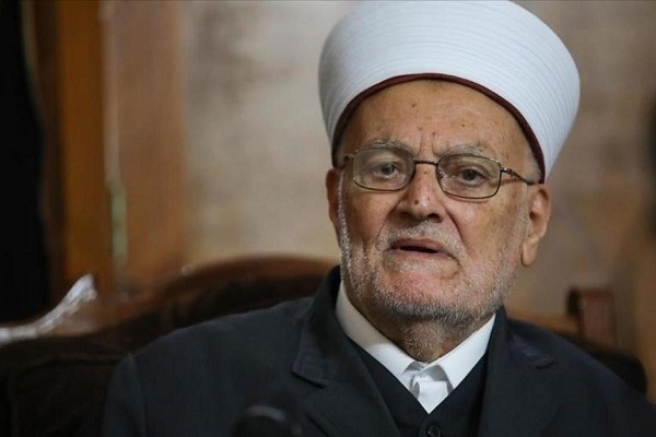 سکوت حکام مسلمان در برابر تعرض صهیونیست‌ها به مسجد الاقصی جایز نیست/اماده