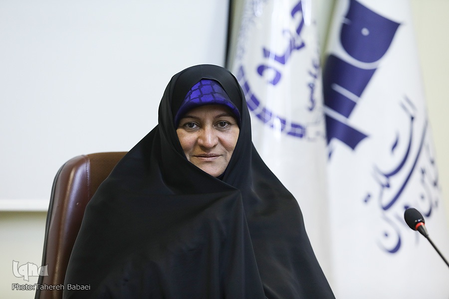 حجاب پاشنه آشیل خیلی از مسائل است/ انتقاد از کم‌کاری مسئولین دانشگاه در مسائل فرهنگی