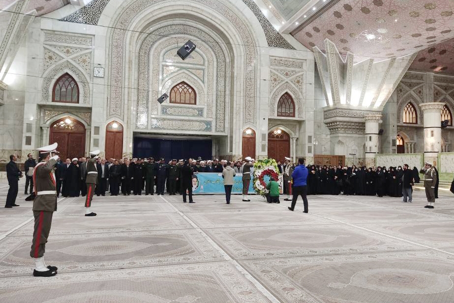 تجدیدمیثاق جامعه قرآنی با امام