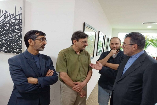 هنر باید پیشانی دیپلماسی فرهنگی ایران در خارج از کشور باشد