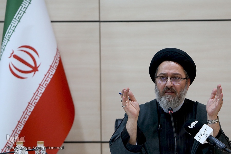 چرایی و اثر حفظ قرآن بر زندگی/ چرایی و اثر حفظ قرآن بر زندگی/