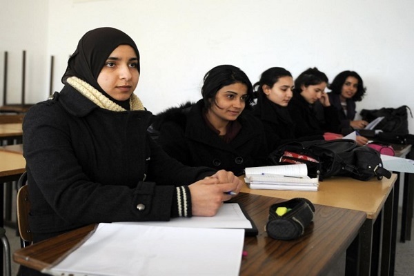 تبعیض و تحقیز زنان محجبه در تونس آزاد