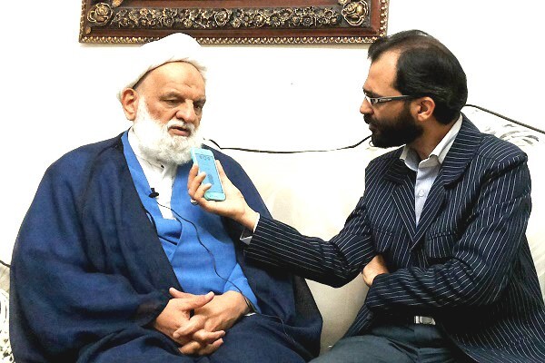 خانم صبور خانم صبور