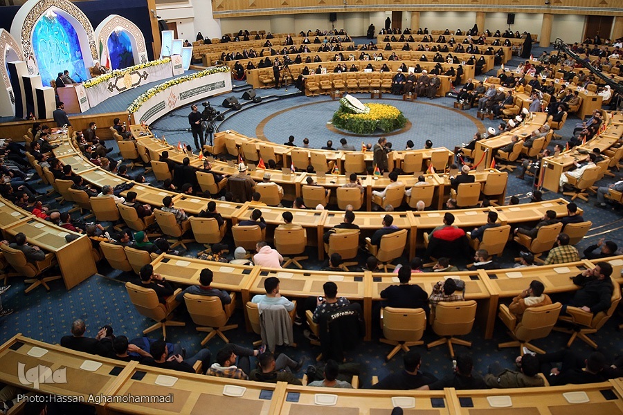 تلاوت‌ کلاسیک و داور‌پسند نماینده کشورمان و حضور کم رنگ مسئولین