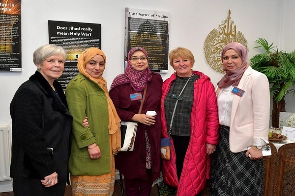 مرکز اسلامی شهر دری و برگزاری مراسم درهای باز