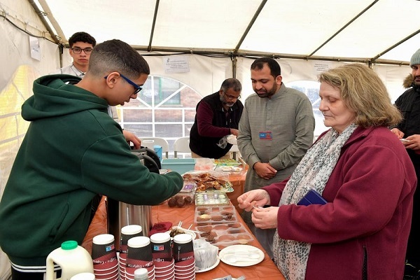 مرکز اسلامی شهر دری و برگزاری مراسم درهای باز