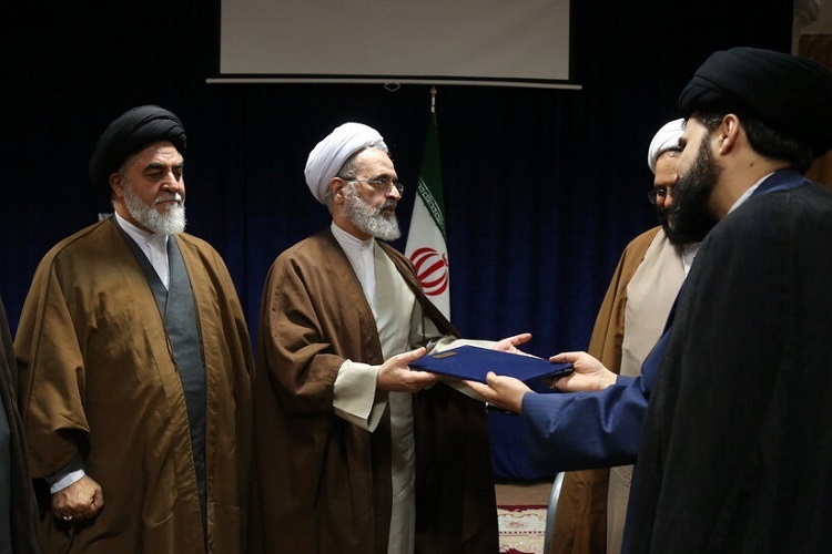 اراسل/  رئیس جدید شبکه جهانی ولایت معارفه شد